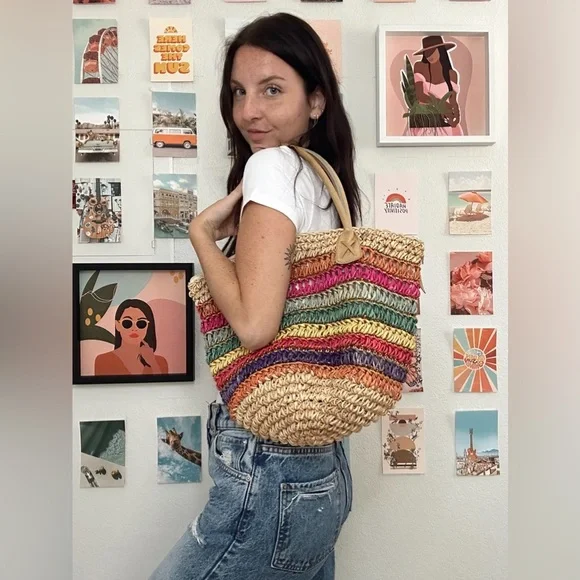 Woven Rainbow Purse - Picture 2 of 3